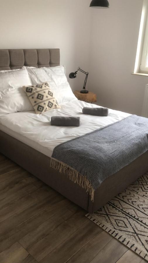 Apartament Goscinne Sady Malbork Buitenkant foto